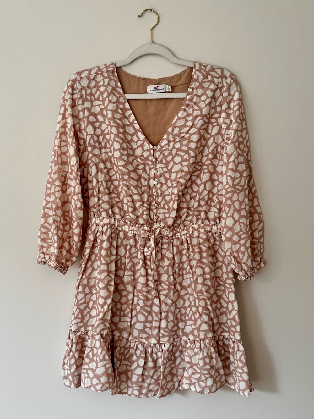 Vineyard Vines Animal Geo Print V Neck Mini Dress, Beige / White – Medium